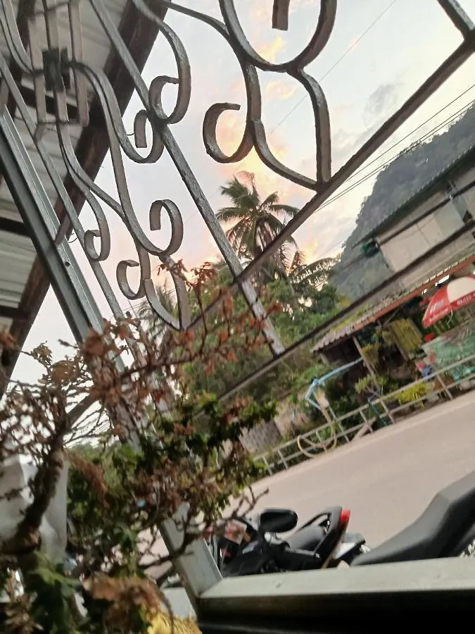 Hotel #Xi Kt Poshtel Ko Tao 2*,